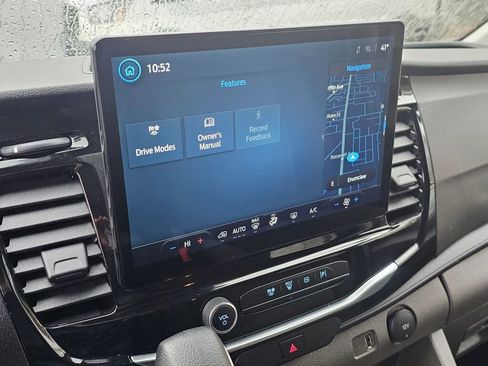 Used 2023 Ford Transit 350 XLT image 24