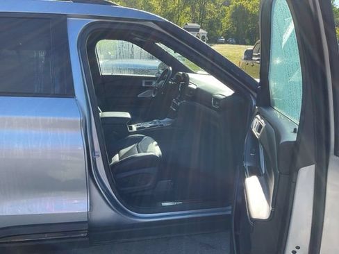 Used 2024 Ford Explorer ST w/ Equipment Group 401A AWD/4WD image 38