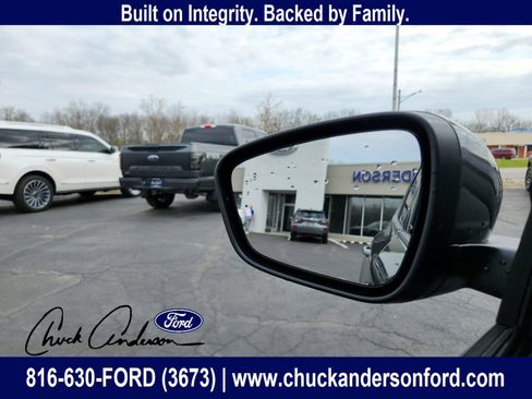 New 2026 Ford Escape ST-Line Select w/ Equipment Group 401A AWD/4WD image 13