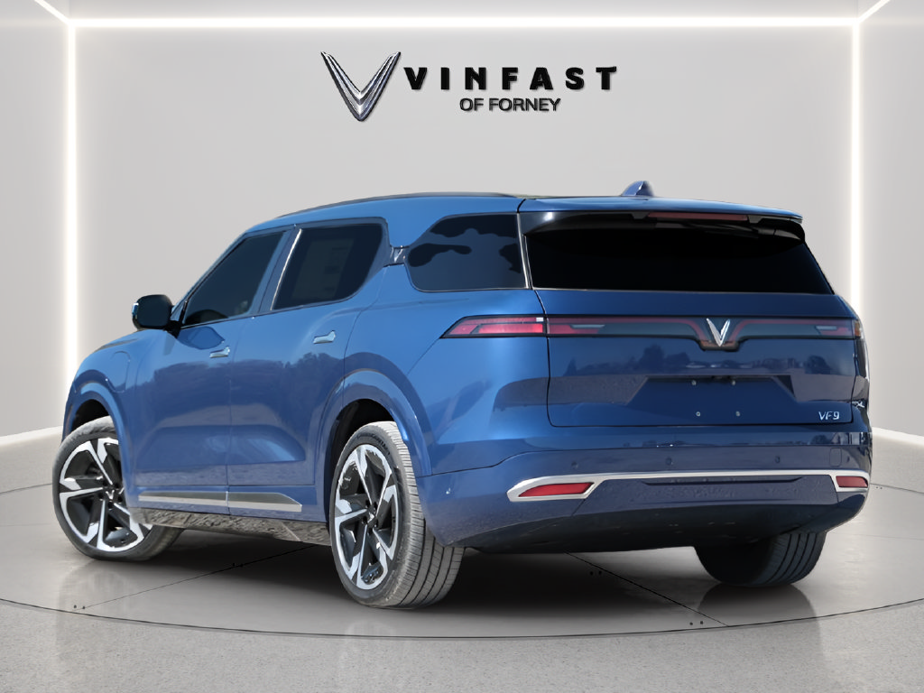 New 2024 VinFast VF 9 Plus AWD/4WD image 2