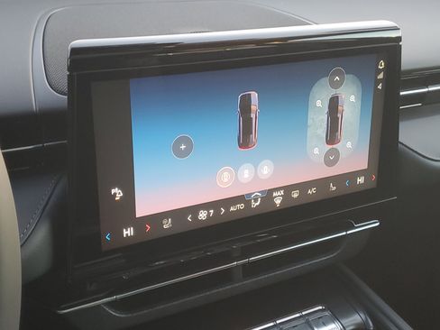 New 2026 Lincoln Nautilus Reserve image 25