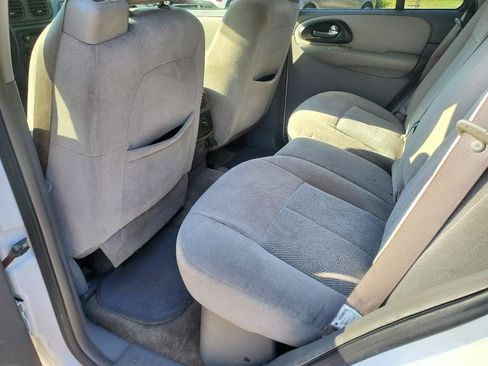 Used 2007 Chevrolet TrailBlazer LS w/ LS Preferred Equipment Group RWD image 13