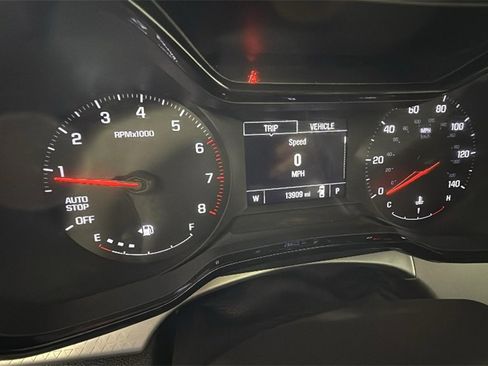 Used 2024 Chevrolet Trax LS w/ LS Convenience Package image 19