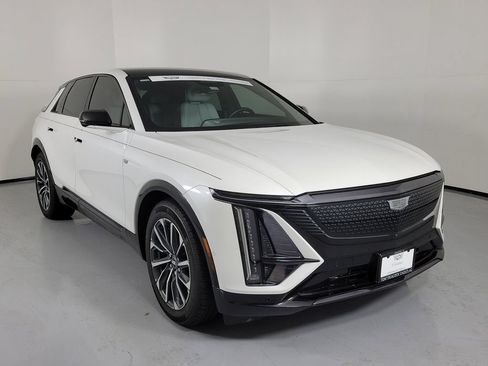 Used 2024 Cadillac Lyriq Sport AWD/4WD image 1