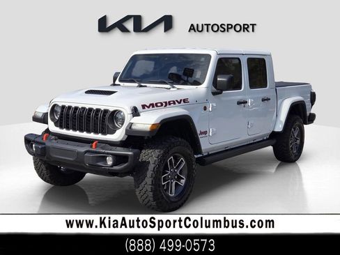 Used 2024 Jeep Gladiator Mojave image 1