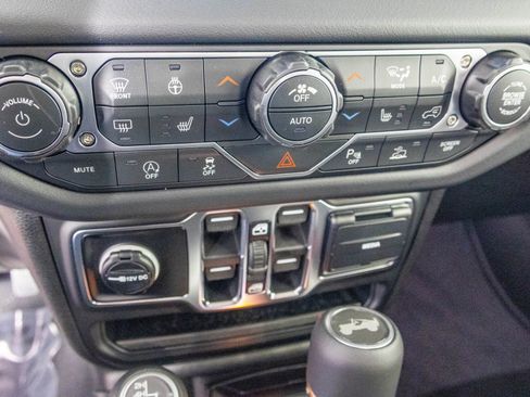 New 2026 Jeep Wrangler Sahara image 24