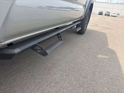 Used 2021 Toyota Tacoma SR5 w/ Trail Edition AWD/4WD image 11