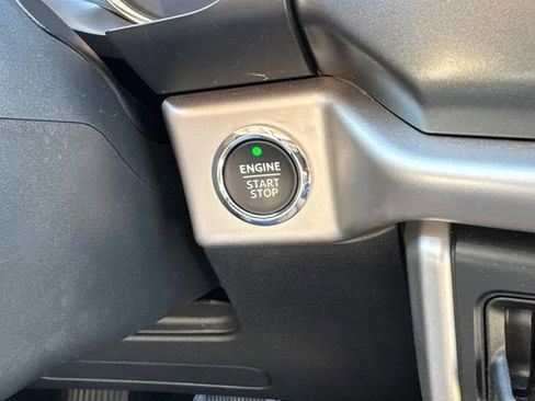 Used 2024 Ford Expedition Max XLT image 38