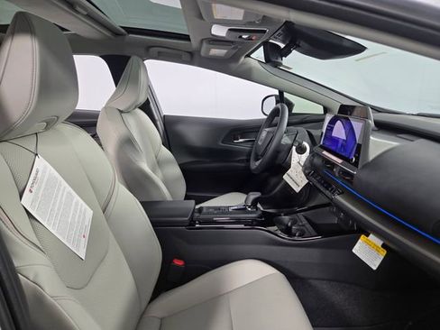 New 2026 Toyota Prius XLE image 12