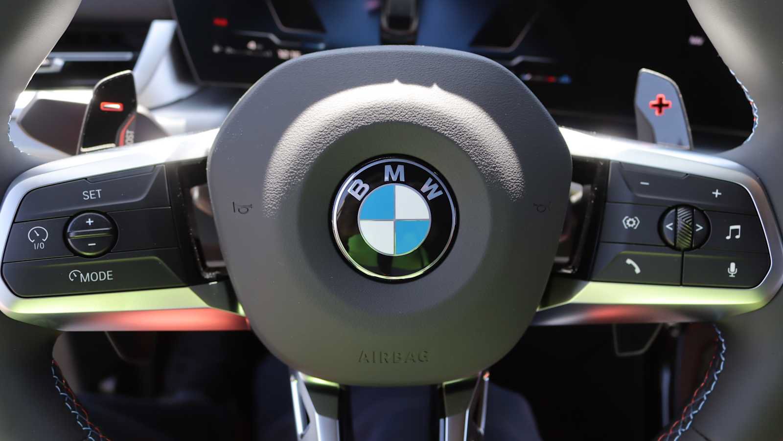 New 2026 BMW X2 M35i w/ Technology Package AWD/4WD image 9