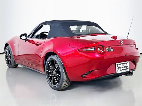 New 2025 MAZDA MX-5 Miata Grand Touring image 3