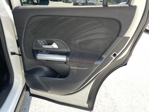 Certified 2025 Mercedes-Benz GLA 250 image 42