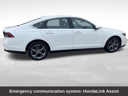 Used 2023 Honda Accord EX image 31
