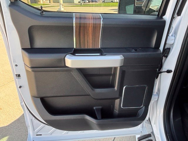 Used 2015 Ford F150 Lariat AWD/4WD image 23