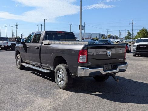 Used 2024 RAM 2500 Tradesman w/ Chrome Appearance Group AWD/4WD image 8