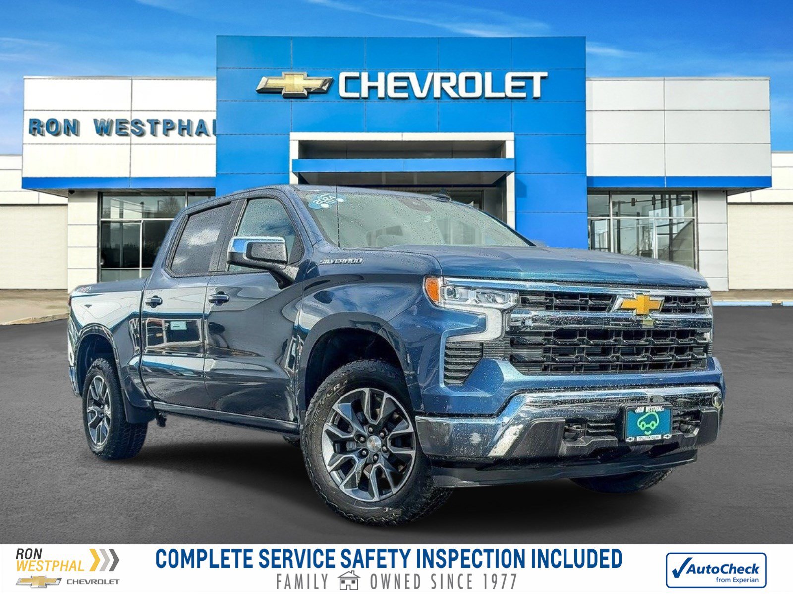 Certified 2024 Chevrolet Silverado 1500 LT AWD/4WD image 1