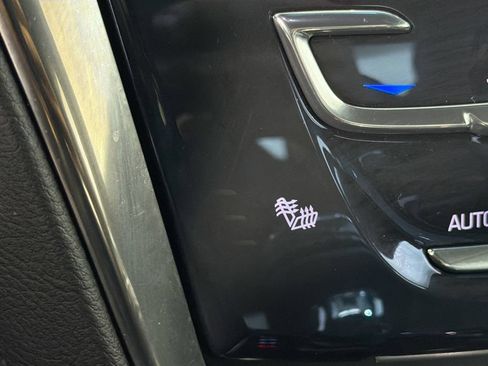 Used 2014 Cadillac ELR w/ Luxury Package FWD image 22