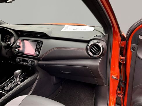Certified 2023 Nissan Kicks SR w/ SR Premium Package FWD image 26