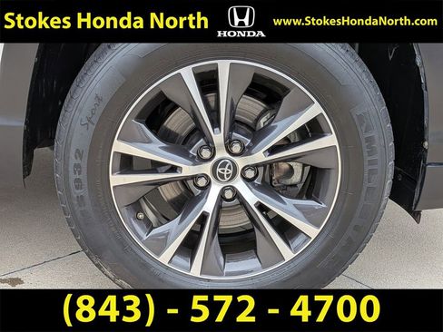 Used 2019 Toyota Highlander LE image 11