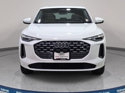 Used 2025 Audi Q5 Premium w/ Convenience Package AWD/4WD image 3