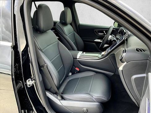 Used 2026 Mercedes-Benz GLC 300 GLC 300 image 30