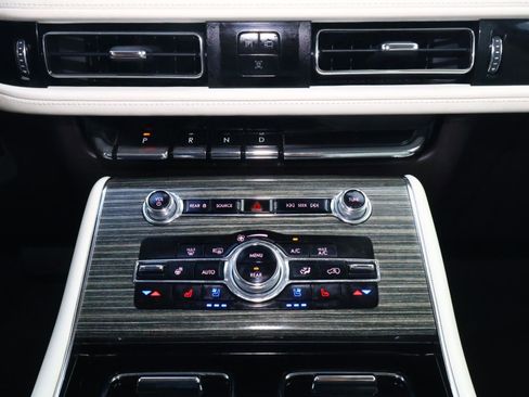 Used 2023 Lincoln Aviator Black Label w/ Jet Package AWD/4WD image 25