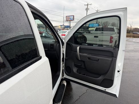 Used 2010 Chevrolet Silverado 1500 LT w/ Power Pack Plus image 34