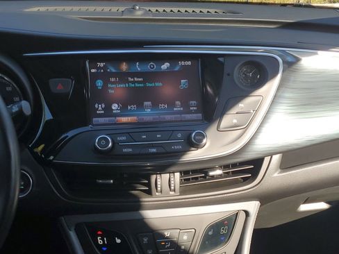 Used 2019 Buick Envision Essence image 18