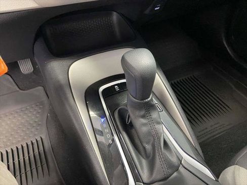 Certified 2025 Toyota Corolla LE FWD image 23