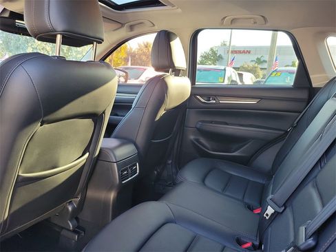 Used 2022 MAZDA CX-5 AWD 2.5 S w/ Premium Package image 8