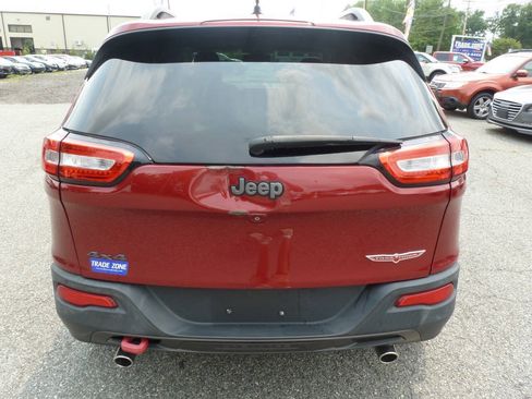 Used 2014 Jeep Cherokee Trailhawk w/ Comfort/Convenience Group AWD/4WD image 7