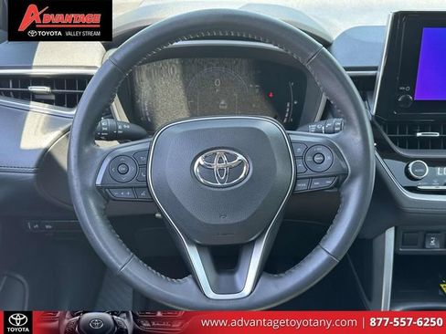 Certified 2023 Toyota Corolla Cross XLE w/ Convenience Package AWD/4WD image 18