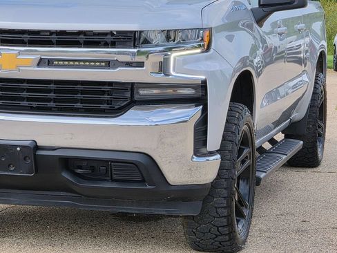 Used 2021 Chevrolet Silverado 1500 LT w/ Work Truck Package AWD/4WD image 9