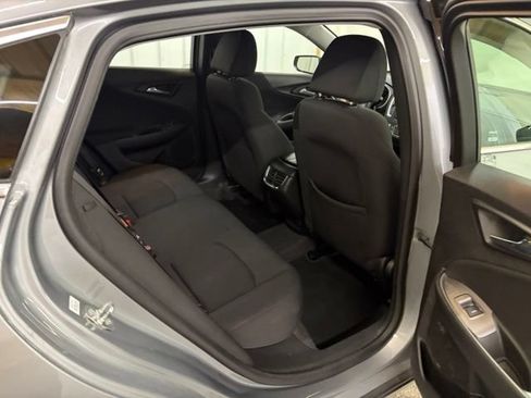 Used 2023 Chevrolet Malibu LT FWD image 13