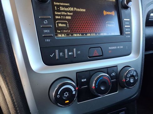 Used 2016 GMC Acadia SLE image 28