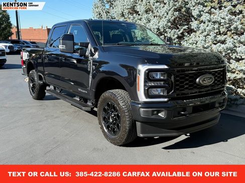 Used 2025 Ford F350 Lariat w/ Black Appearance Package image 13