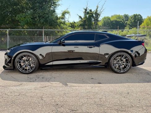 Used 2017 Chevrolet Camaro ZL1 RWD image 5