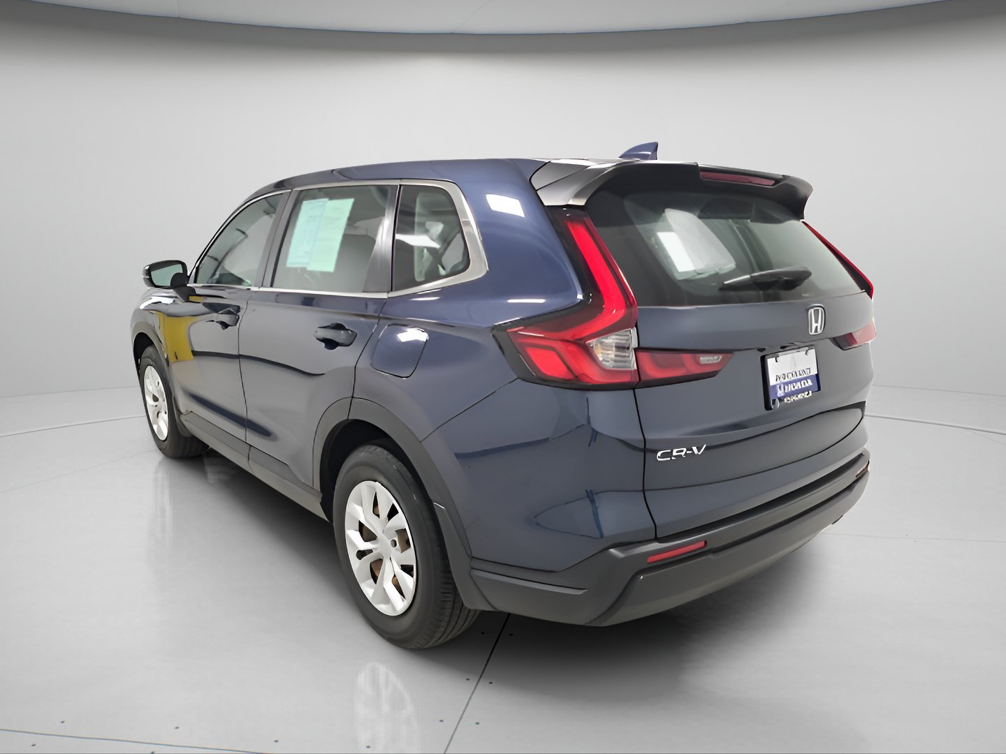 Used 2024 Honda CR-V LX image 5