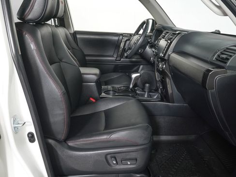 Used 2020 Toyota 4Runner TRD Pro AWD/4WD image 8