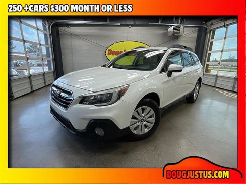 Used 2018 Subaru Outback 2.5i Premium image 1