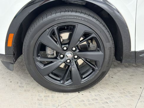 Used 2023 Buick Envision Preferred FWD image 13