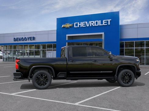 New 2026 Chevrolet Silverado 2500 High Country w/ High Country Premium Package AWD/4WD image 5
