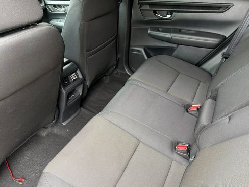 Used 2025 Honda CR-V EX image 12