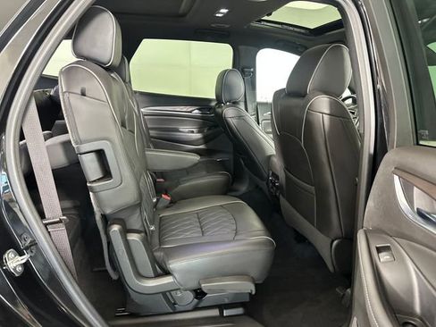 Used 2023 Buick Enclave Avenir w/ Trailering Package, 5000 lbs. AWD/4WD image 27