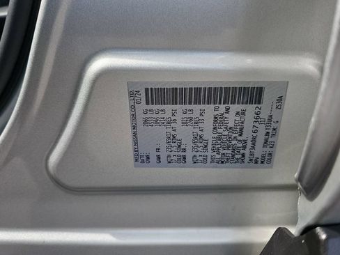 Used 2024 Nissan Rogue S FWD image 32