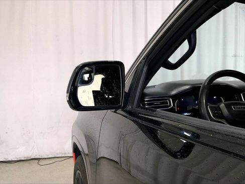 Used 2022 Jeep Wagoneer Series II w/ Premium Group I AWD/4WD image 10
