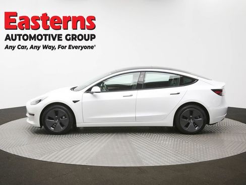 Used 2023 Tesla Model 3 Standard Range image 82