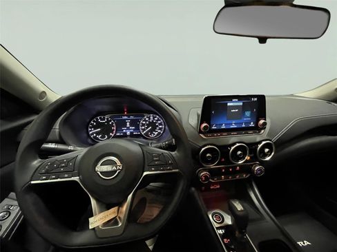 Used 2025 Nissan Sentra SV image 25