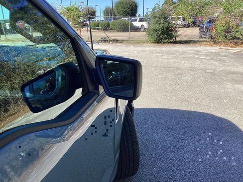 Used 2023 Ford F150 XLT image 19