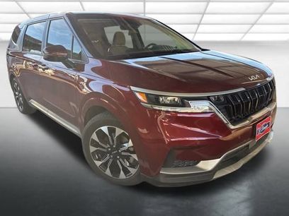 Used 2024 Kia Carnival EX